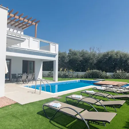 Villa Sea Satin - Center