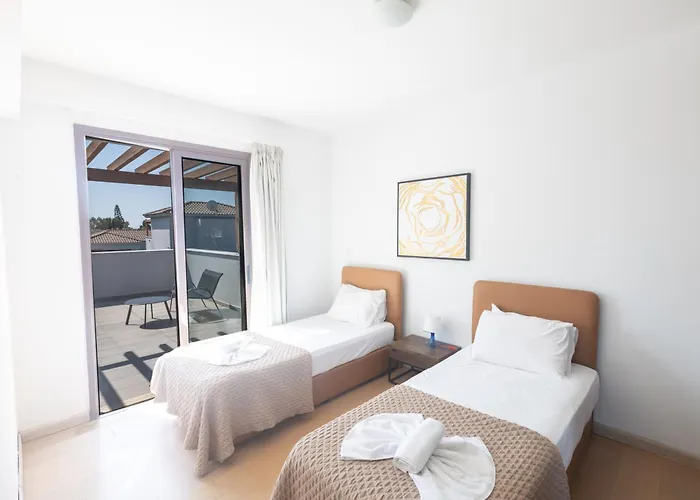 Sea Satin - Center * Ayia Napa