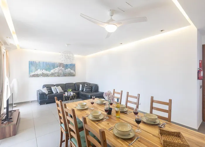 Sea Satin - Center Ayia Napa