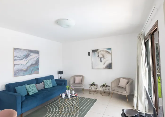 Sea Satin - Center Villa