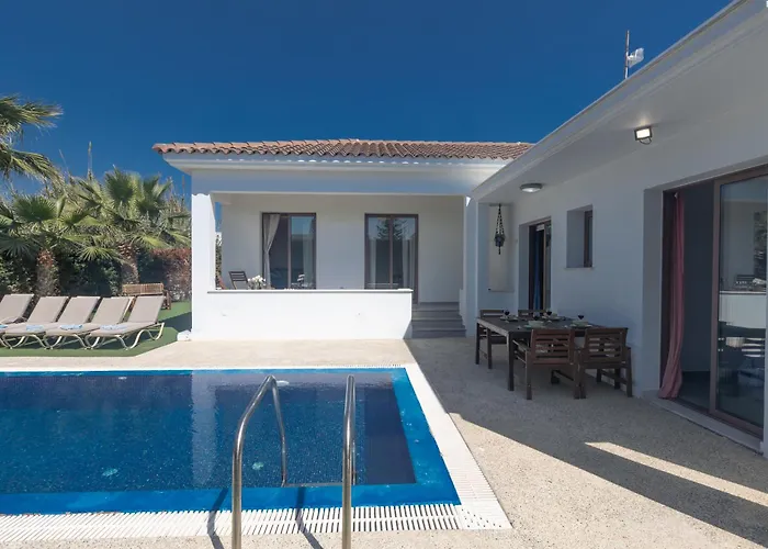 Sea Satin - Center Villa